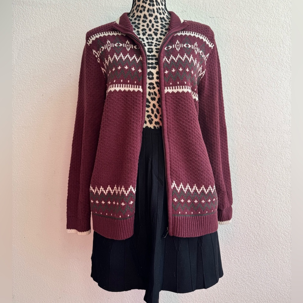 North Crest burgundy and White Vintage zip up Christmas Sweater